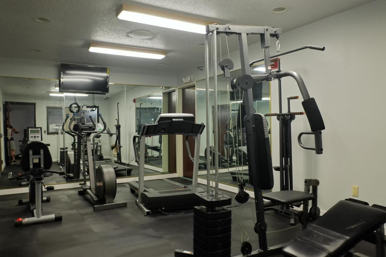 Quality Inn & Suites Woodstock Near Lake Geneva المظهر الخارجي الصورة