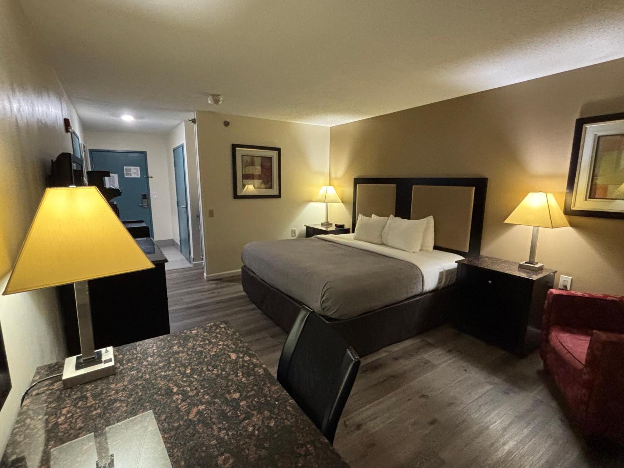 Quality Inn & Suites Woodstock Near Lake Geneva المظهر الخارجي الصورة