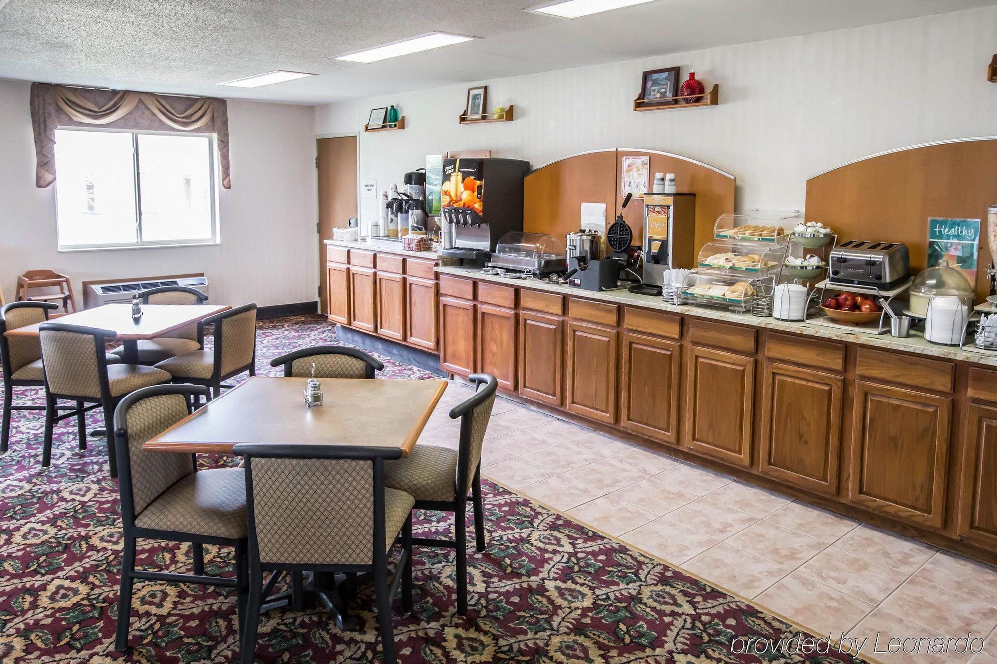 Quality Inn & Suites Woodstock Near Lake Geneva المظهر الخارجي الصورة